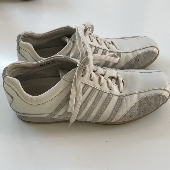 Steve Madden-sparx sneakers - Picture 2 of 5